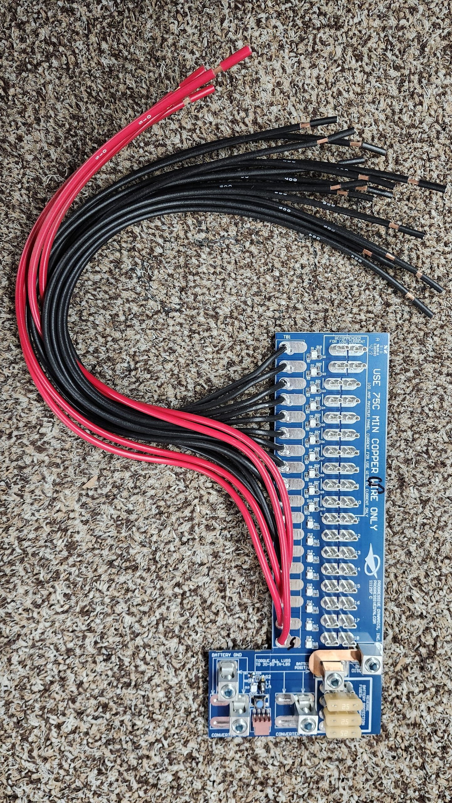 PD4560WI fuse-board with wires